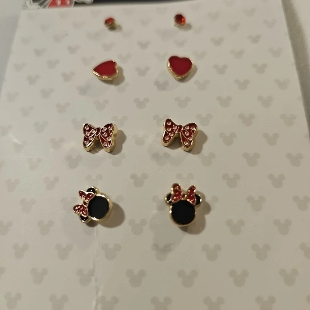 Disney Mickey And Minnie Fashion Stud Earrings Set